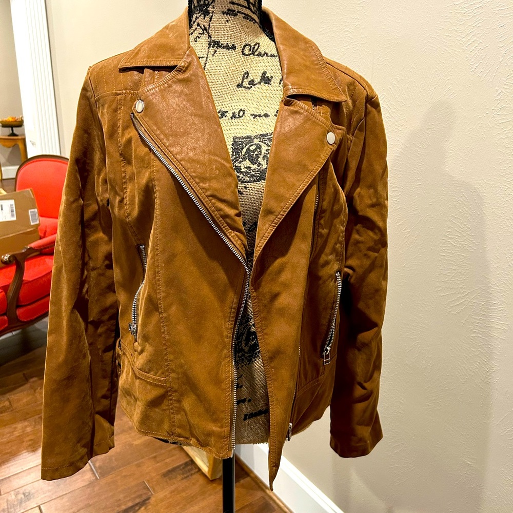 Miami jacket brown size large good condition very cute vegan